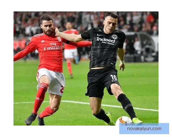 法兰克福球员近期表现稳健，球队状态持续提升显著。